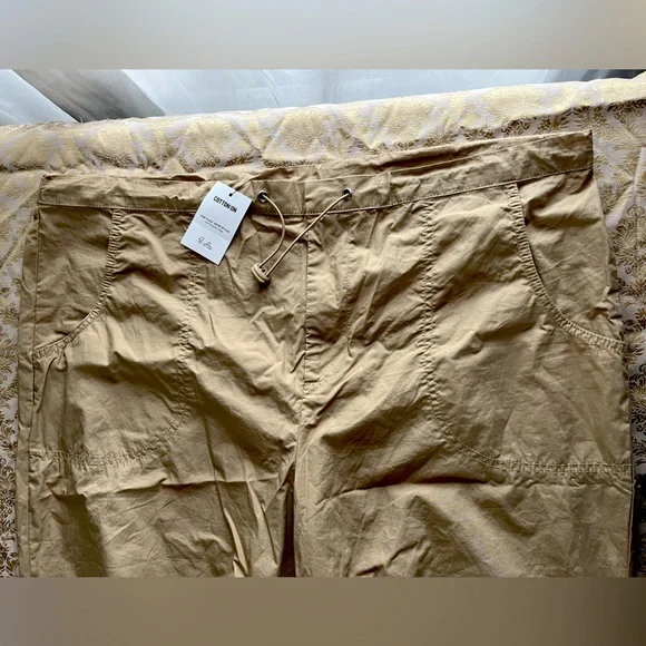 NWT Size 8 Cotton On Drawstring Pants in the Color Sand - Picture 1 of 9